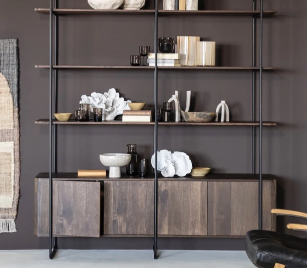 95863 Kast James Bruin