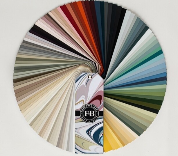 New colours 2022_MCB fanned normaal